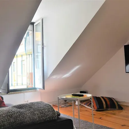 아파트 Cozy And Quiet Flat Near Avenida Da Liberdade 리스본