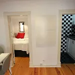 Apartmán Cozy And Quiet Flat Near Avenida Da Liberdade *